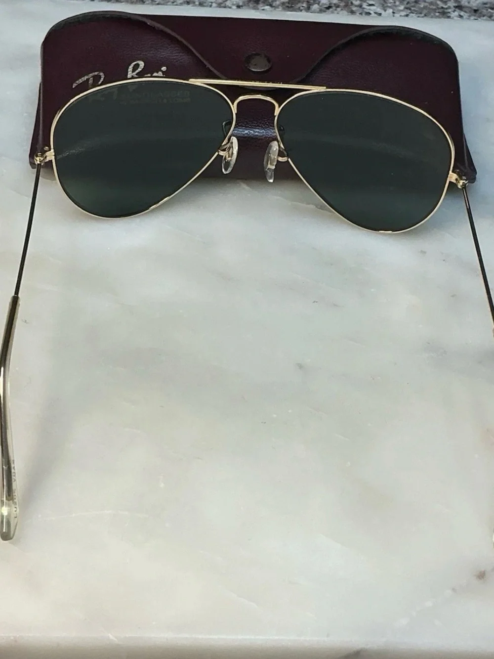 Ray-Ban Men Aviator Sunglasses Gold Metal Frame Green Tinted Glass Lens w/ Case